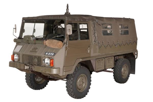 Funkwagen SE-412/A Pinzgauer; Bild VBS
